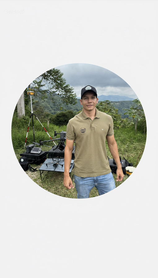 Juan Lukas Medina Cruz, ingeniero topográfico y geomático
